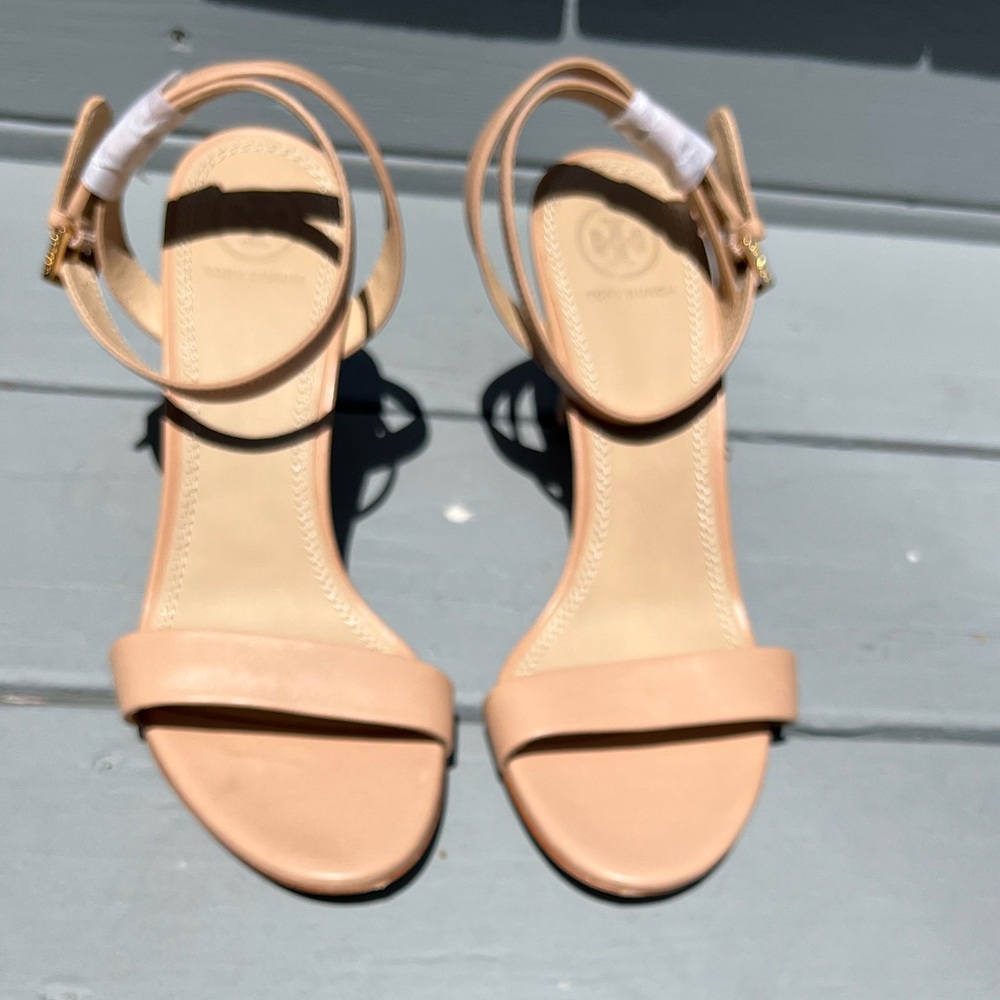 Tory Burch Elana Sandal Size 8